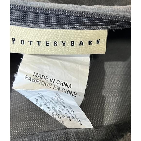 Pottery Barn Pillow Cover Set of 2 Velvet And Faux Fur Trim 20"x 20” Gray - Picture 9 of 10